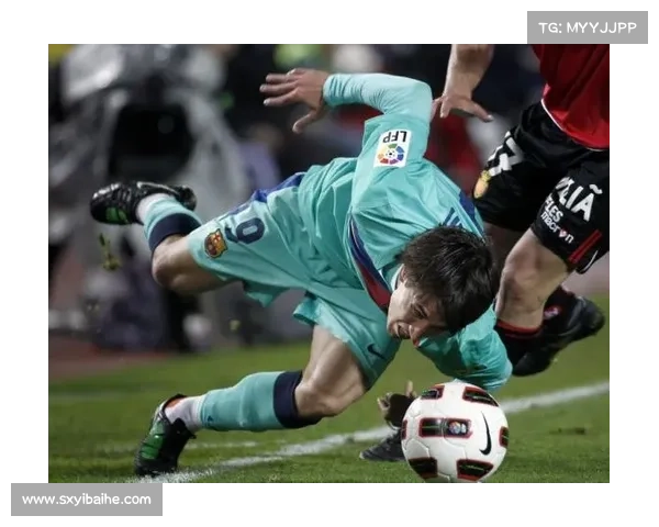 全面解析莫塔中场角色定位方法与战术作用分析